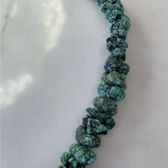 Raw Turquoise rock necklace Native American Jewelry Vintage Antique Beautiful - Picture 3 of 5